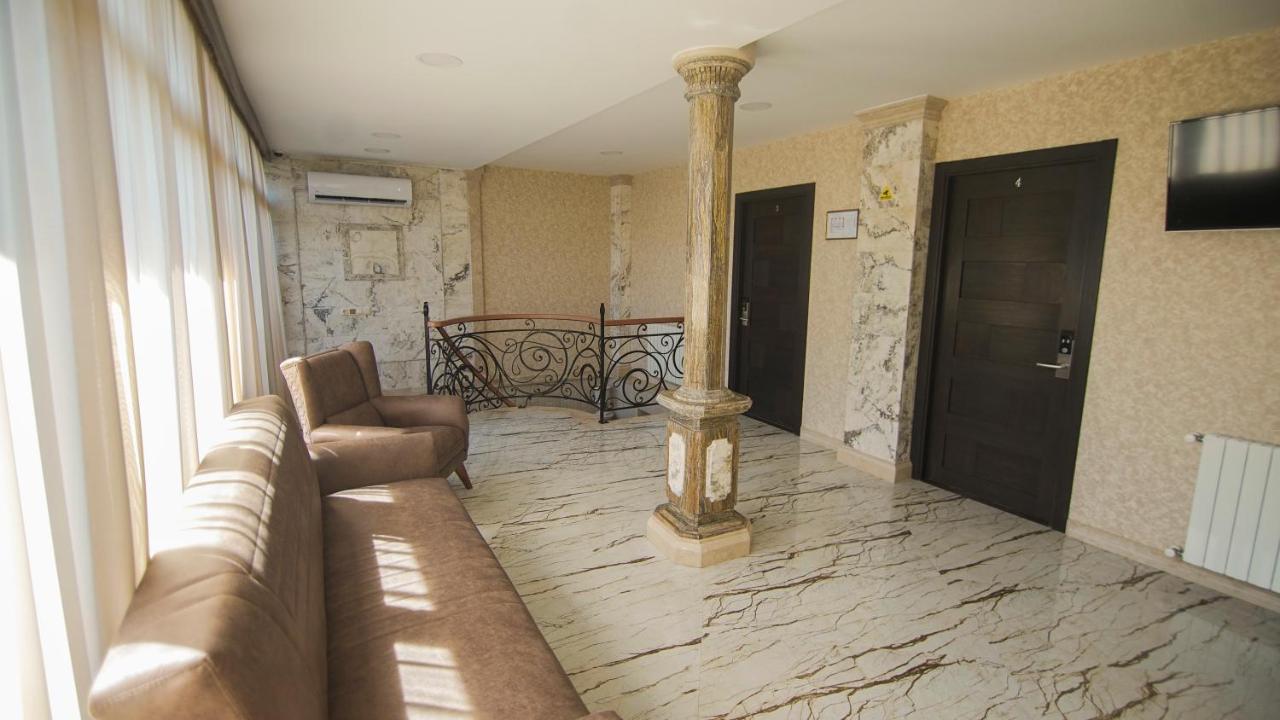 Hotel Juralius Tbilisi Ngoại thất bức ảnh